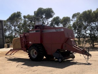 Case IH 8590 Baler