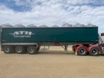 2002 Moore Tipper Trailer