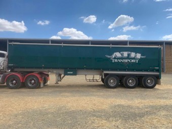2002 Moore Tipper Trailer