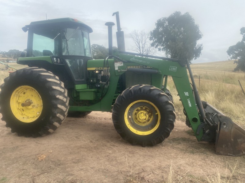 John Deere 4250 4x4 Tractor Front End Loader