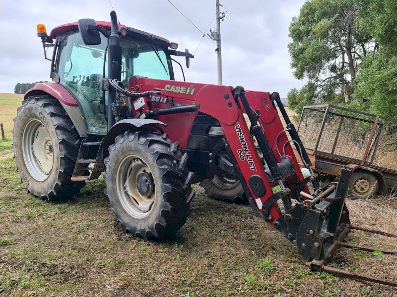 Case IH MAXXUM 100 Tractor/Loader