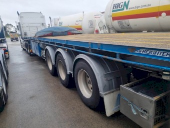 2010 Maxi Trans ST3 Flat Top Trailer