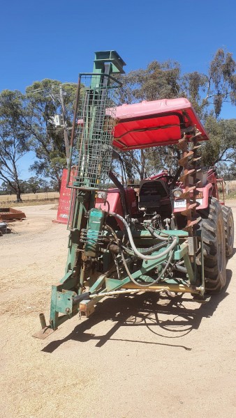 2016 Munro Post Driver