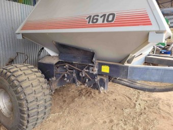 Flexicoil 1610 TBH Air Seeder Cart