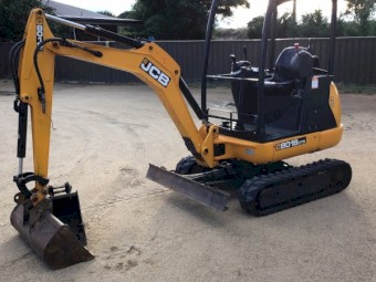 2016 JCB 8018 Excavator
