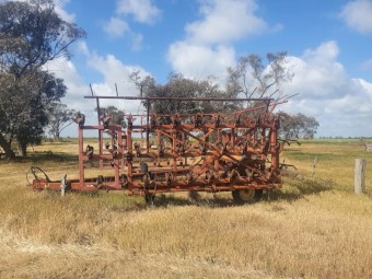 40Ft New Holland 3030 Bar
