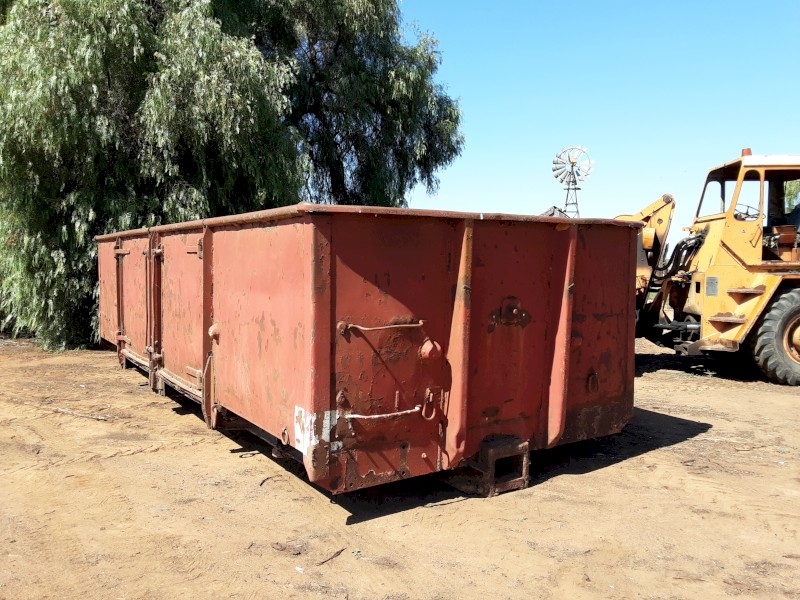 WANTED Old Train Wagon