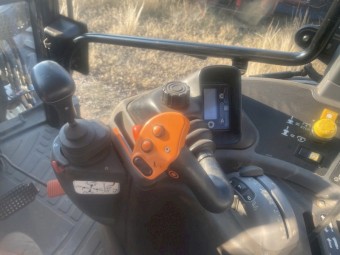 New Holland TM130 Tractor & Loader