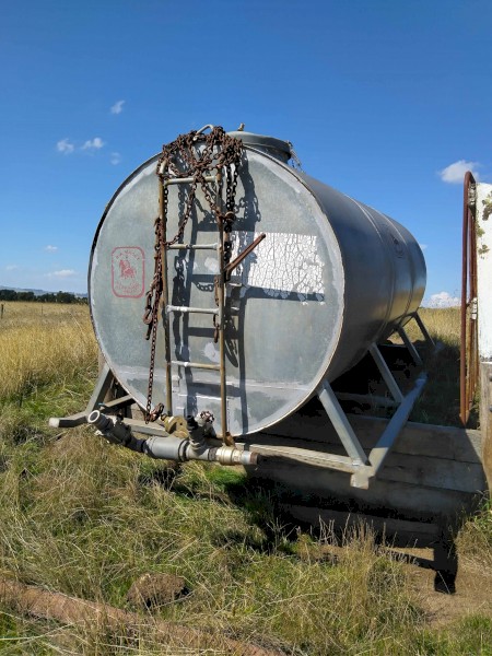 Water Cartage Tank & Pump