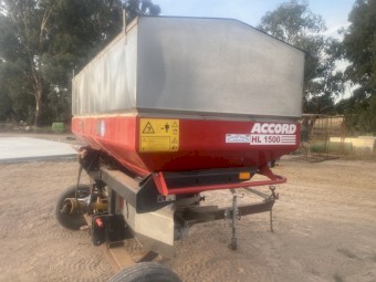 Accord HL 1500 3 tonne Super Spreader