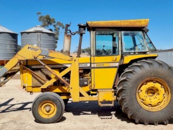 Under Auction - (A190) Chamberlain 4080B FEL Tractor 