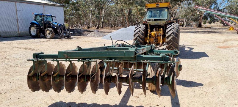 24 Plate John Shearer Offset Disc | Farm Tender