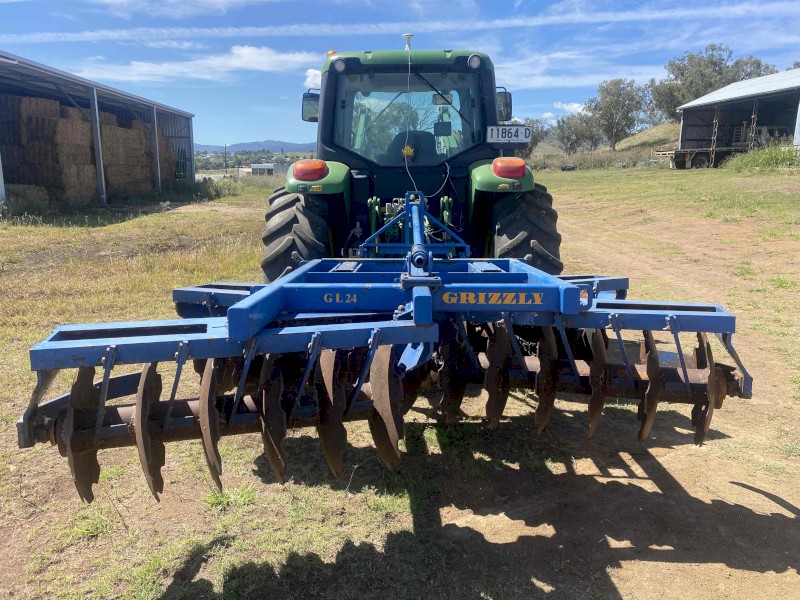 Grizzly 24 Plate Offset Disc Plough 