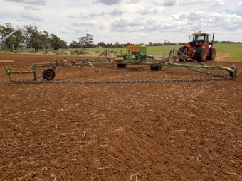 Smale 42ft Prickle Chain With Seeder