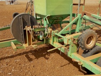 Smale 42ft Prickle Chain With Seeder