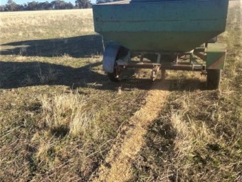 Thornton Grain Feeder