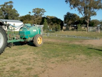 Gold Acres 1500 ltr boomspray