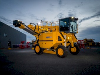 H-Series B-164 Grape Harvester 