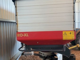 Vicon Rotaflow RO-XL 3900kg 3PL Spreader and Tarp
