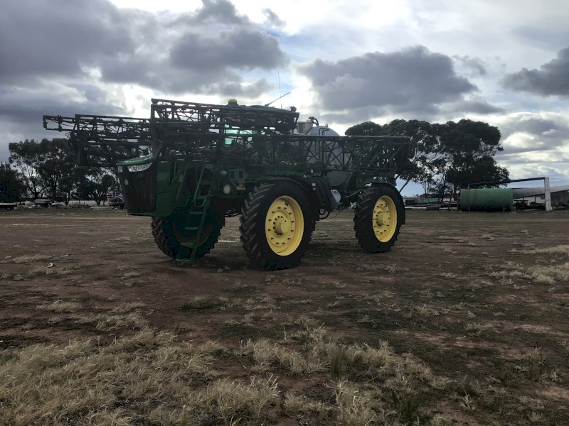 John Deere 4940 Sprayer