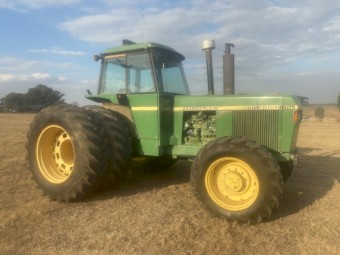 Chamberlain 4490 FWA Tractor