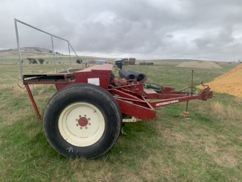 International 511 Drill