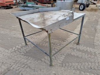 Stainless Steel Bench - 1210w x 1440d x 1000h