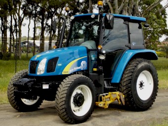 2014 New Holland T5040 4x4 85 hp Tractor