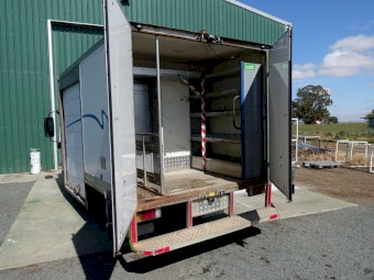 Isuzu NLR 200, 2011, Service Truck, Pantech, Automatic, 150HP Turbo Diesel.