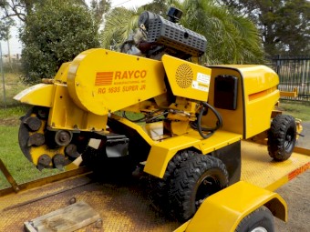 Rayco RG1635 Super JR Commercial Stump Grinder