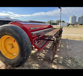 Massey Ferguson MF56 Comine