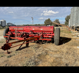 Massey Ferguson MF56 Comine