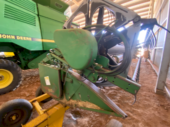John Deere 930 30' Header Front