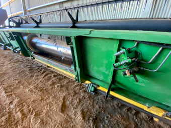 John Deere 930 30' Header Front