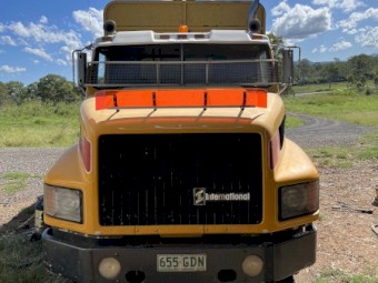 1992 S Line International 3600 body truck