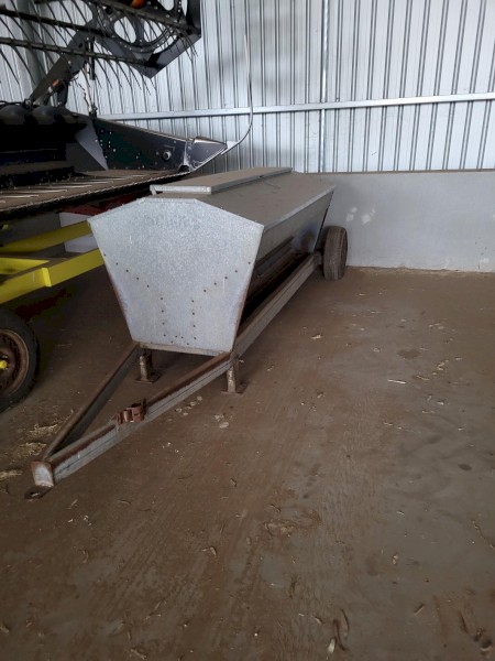 Portable Sheep Feeder