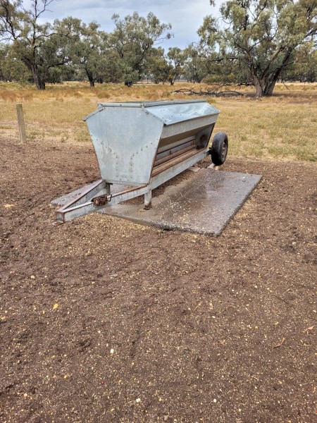 Portable Sheep Feeder