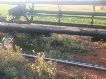 21ft Macdon 3000 Windrower