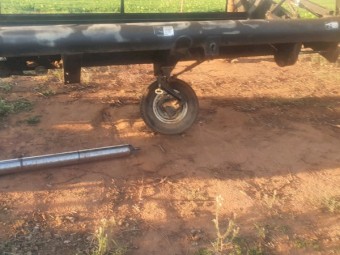 21ft Macdon 3000 Windrower