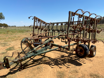 John Shearer Wideline Scarifier