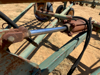 John Shearer Wideline Scarifier