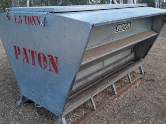 1.5t Paton Lick Feeder 