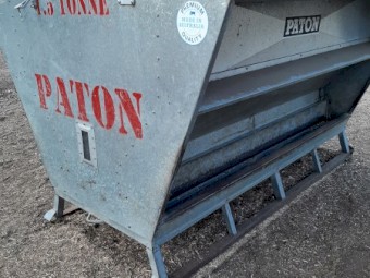 1.5t Paton Lick Feeder 