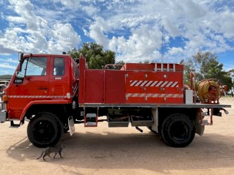 1991 ISUZU FSS 500 4x4 Fire Truck
