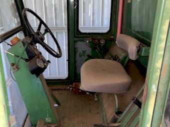 John Deere 530 Combine
