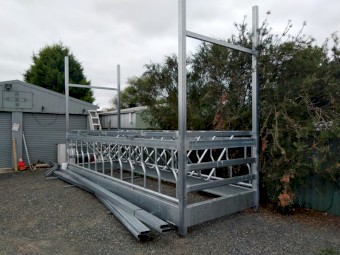 NEW 24 Head Cattle Feeder Large Under Cover