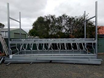 NEW 24 Head Cattle Feeder Large Under Cover