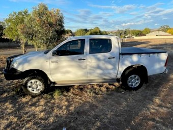 Toyota Hilux SR 4WD 2010