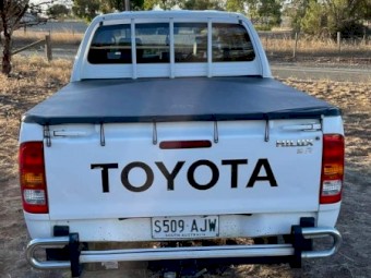 Toyota Hilux SR 4WD 2010
