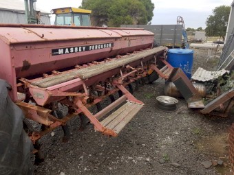 Massey 55 20 Run Combine
